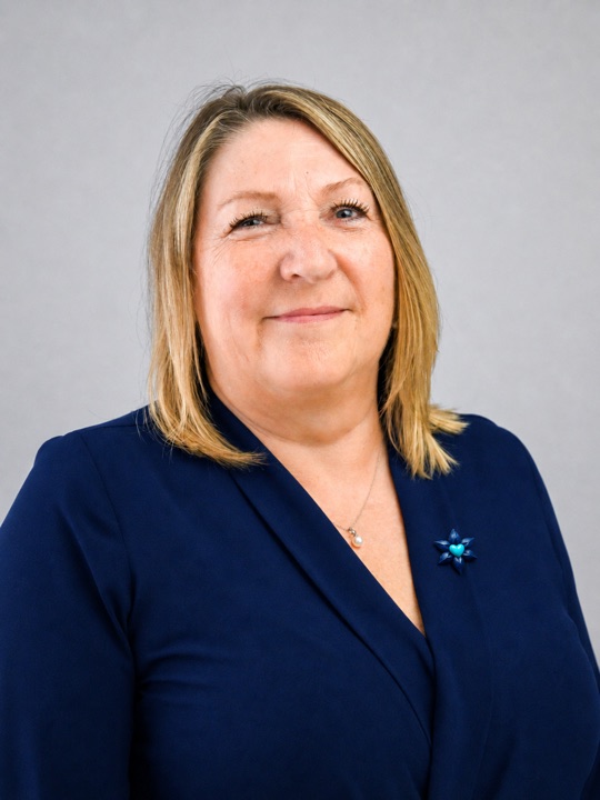 Lisa Shurmer, Advisor